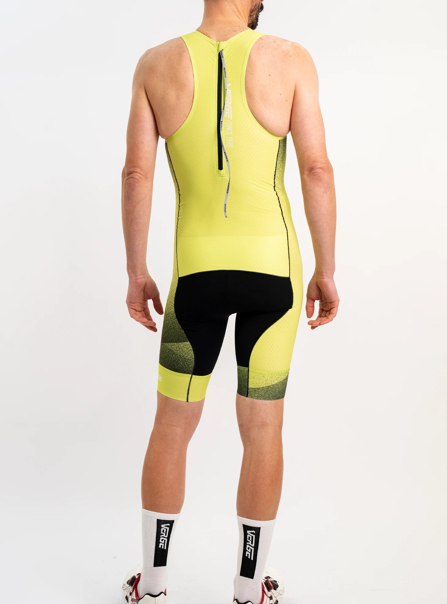 Aquario Tri Suit No Sleeve - Rear Zipper – VERGE SPORT Aquario Tri Suit No Sleeve - Rear Zipper – VERGE SPORT